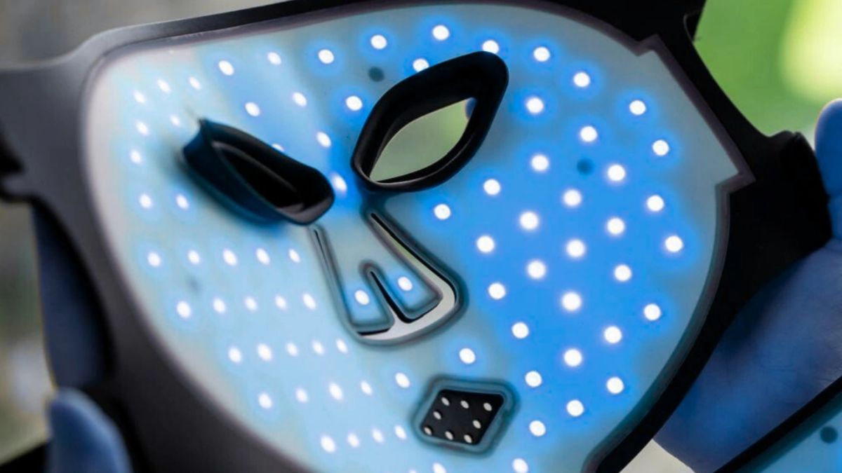 Silicon PRO mask, blue light mode